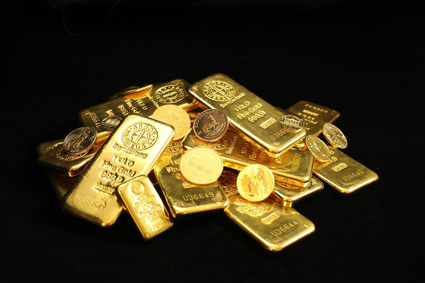 Why Gold and Silver Coins Are Smart Investments